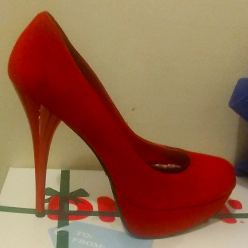 Women's shoes